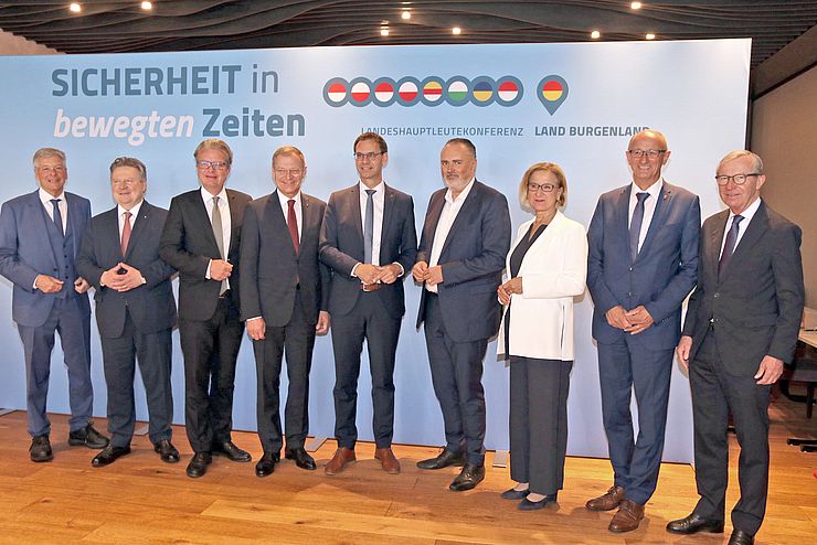 Gruppenfoto der österreichischen Landeshauptleute bei der Konferenz in Burgenland