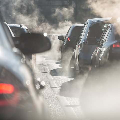 Schadstoffemission im Verkehrsstau