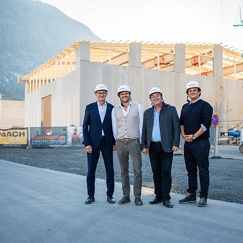 � Land Tirol/Fitsch LH Mattle beim Abfallwirtschaftszentrum in Nußdorf-Debant