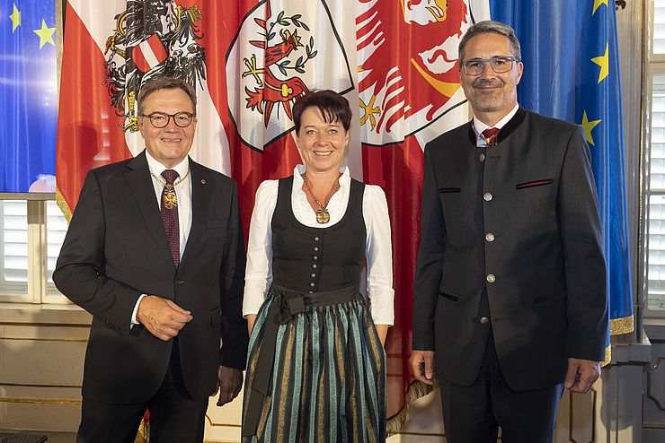 (v.li.) LH Günther Platter, Tirols LTPin Sonja Ledl-Rossmann und Südtirols LH Arno Kompatscher. 