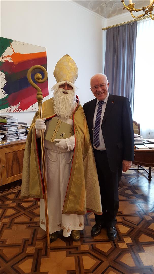 © Landtagsdirektion – Abdruck honorarfrei Heiliger Nikolaus und LTP van Staa