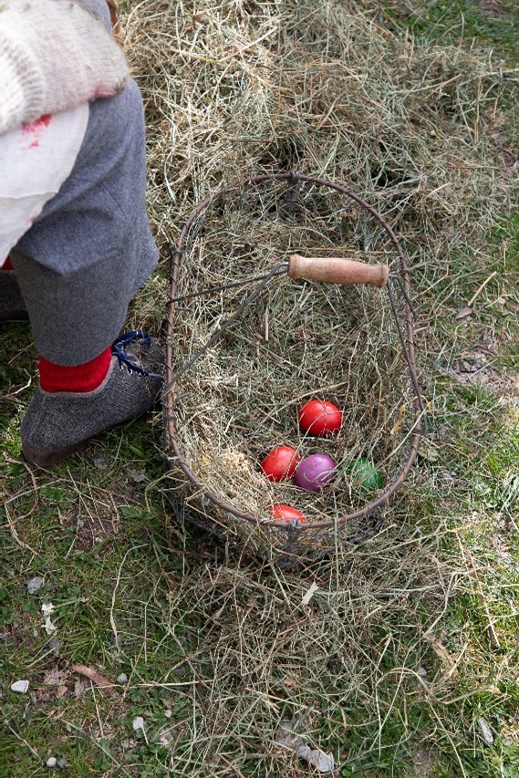 © Kindergarten für Alle Lienz Ostereier in einem Korb